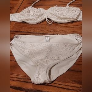 Freya brand white crochet bikini Size Large bottoms and 36G top